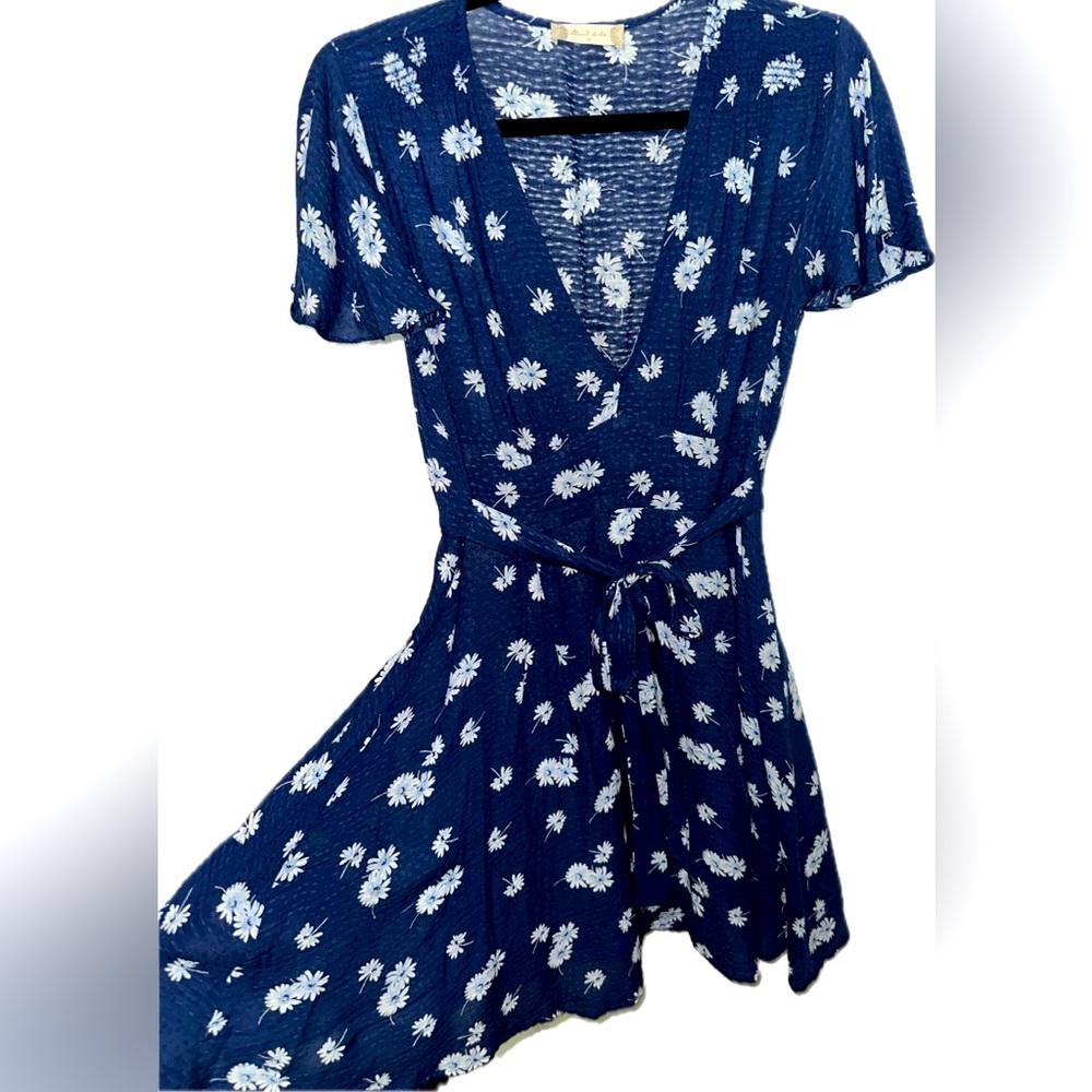Altar’d State Blue Floral Midi Sundress - MEDIUM